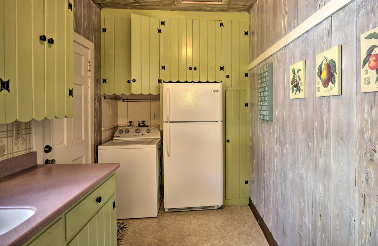 Cottage With Private Pool - Walk To Lake Wales! Exterior photo